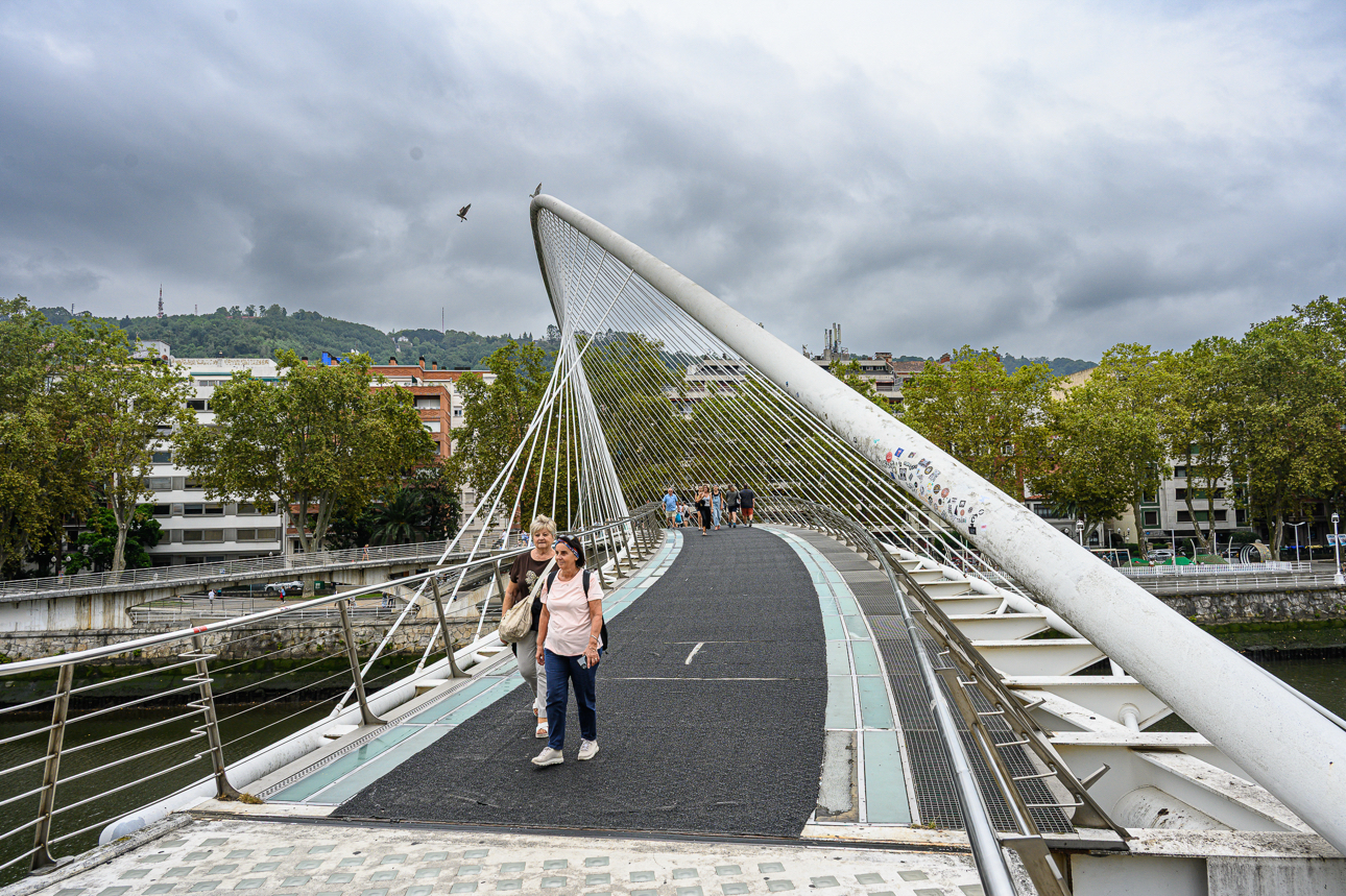Il ponte pedonale Zubizuri o ponte di Calatrava