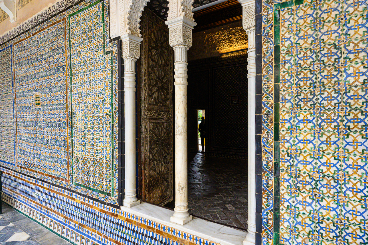 La Casa de Pilatos, palazzo noto per la sua fusione di stili architettonic