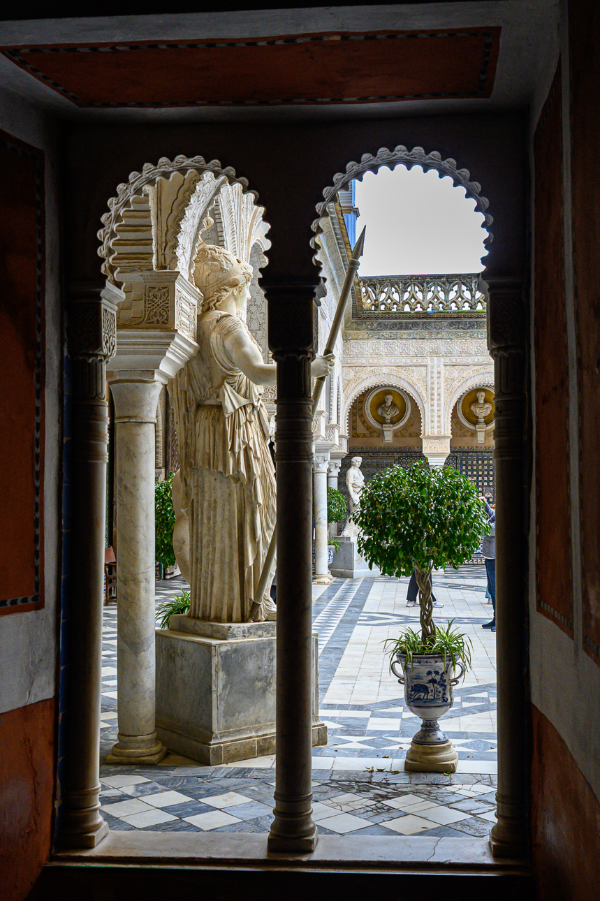 Il suo nome deriva da  una leggenda legata al suo primo marchese, Don Fadrique Enr&iacute;quez de Ribera