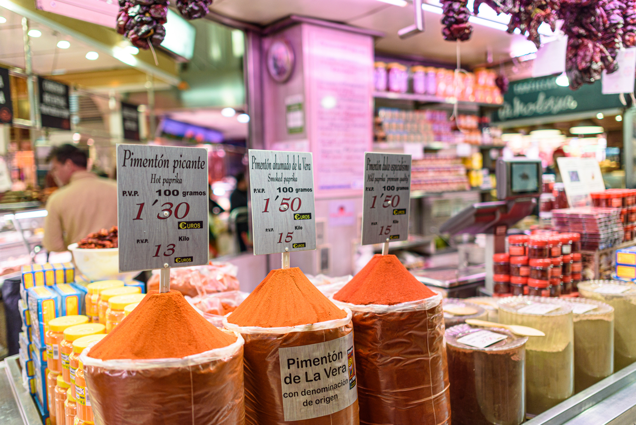 Tra i banchi del Mercado Central