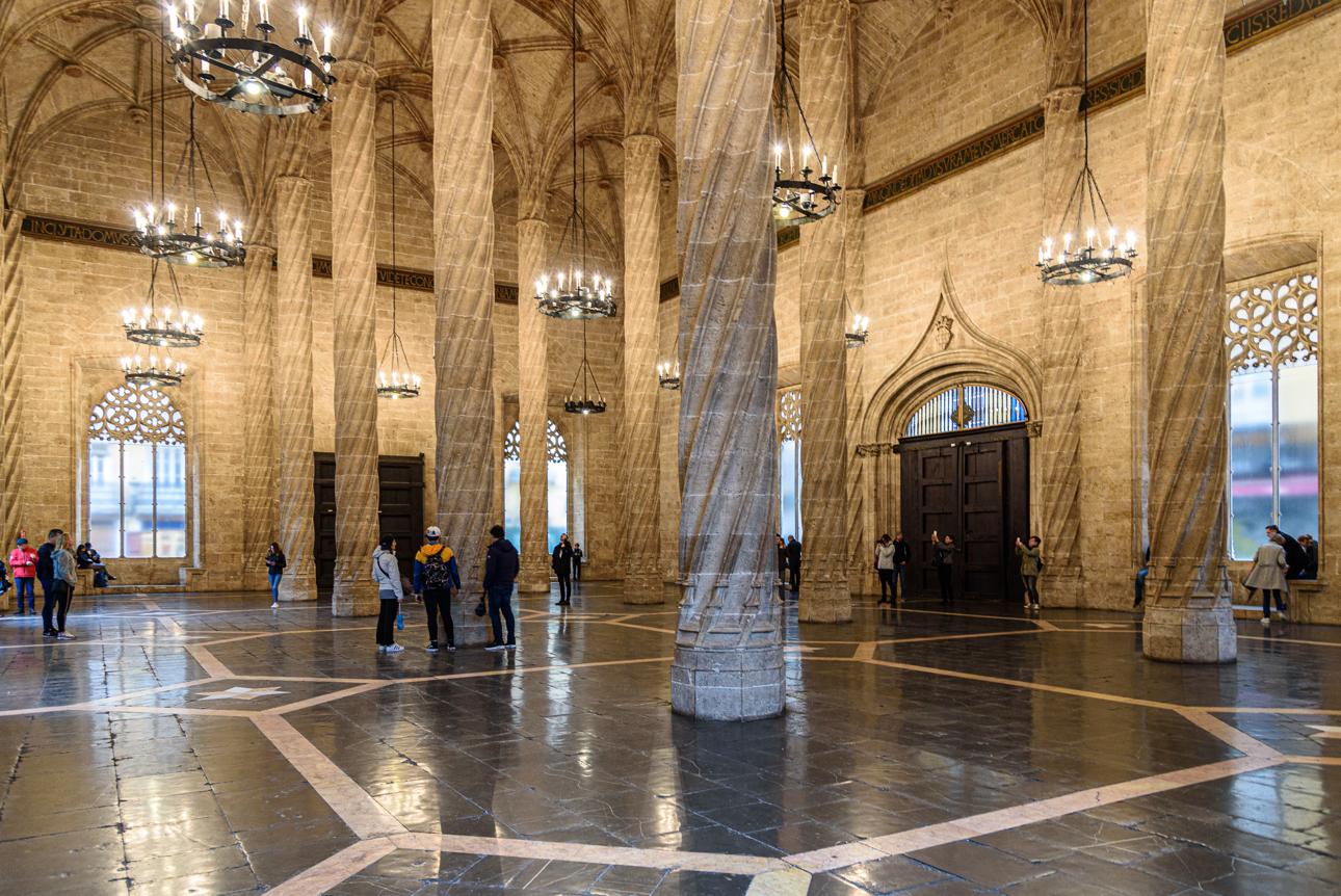 La Sala di Contrattazione della Lonja de la Seda (Loggia della Seta)