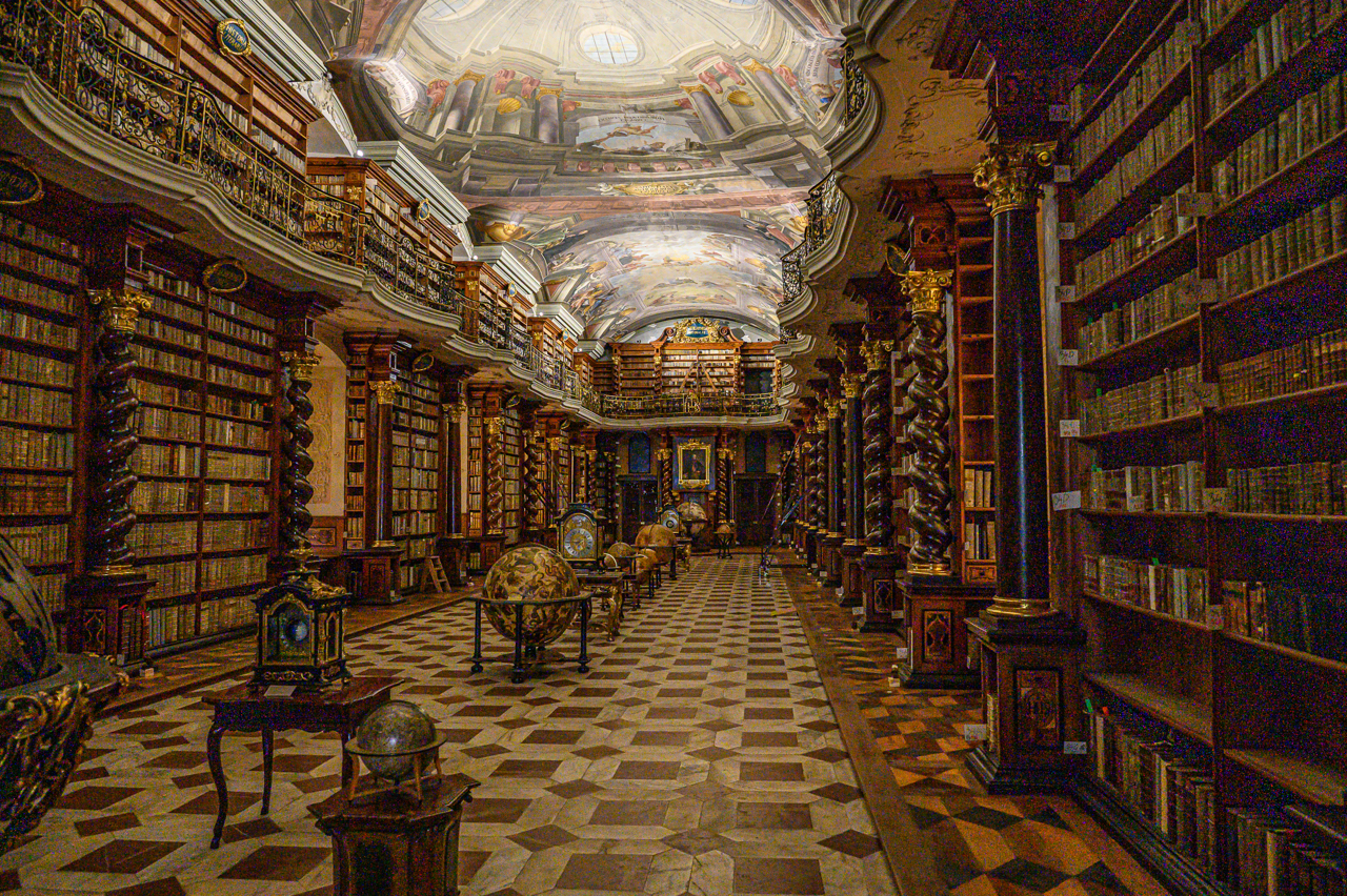 La Biblioteca Barocca del Clementinum (o Klementinum)
