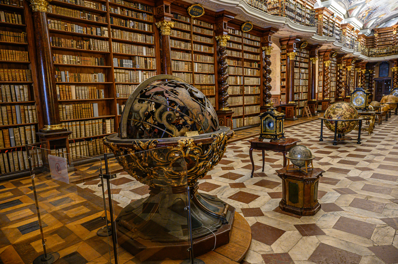 La Biblioteca Barocca del Clementinum (o Klementinum)