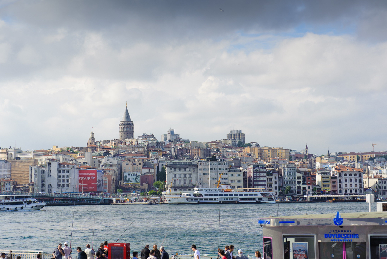 Vista panoramica del quartiere di Galata e del Corno d'Oro 