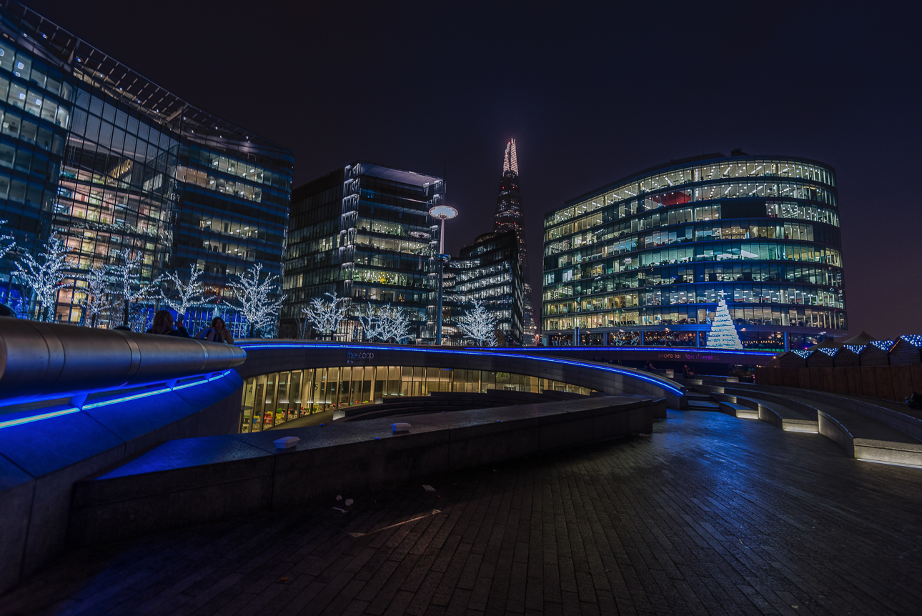 The Scoop, un anfiteatro all'aperto che ospita eventi durante l'estate, nel quartiere di Southwark