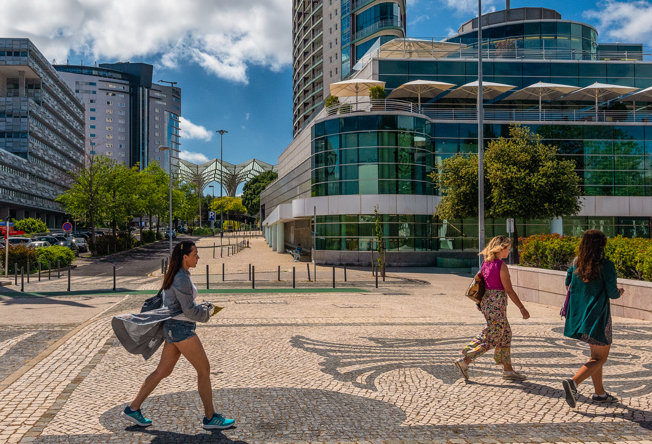 Un vento dispettoso attraversa il Parque das Na&ccedil;&otilde;es 