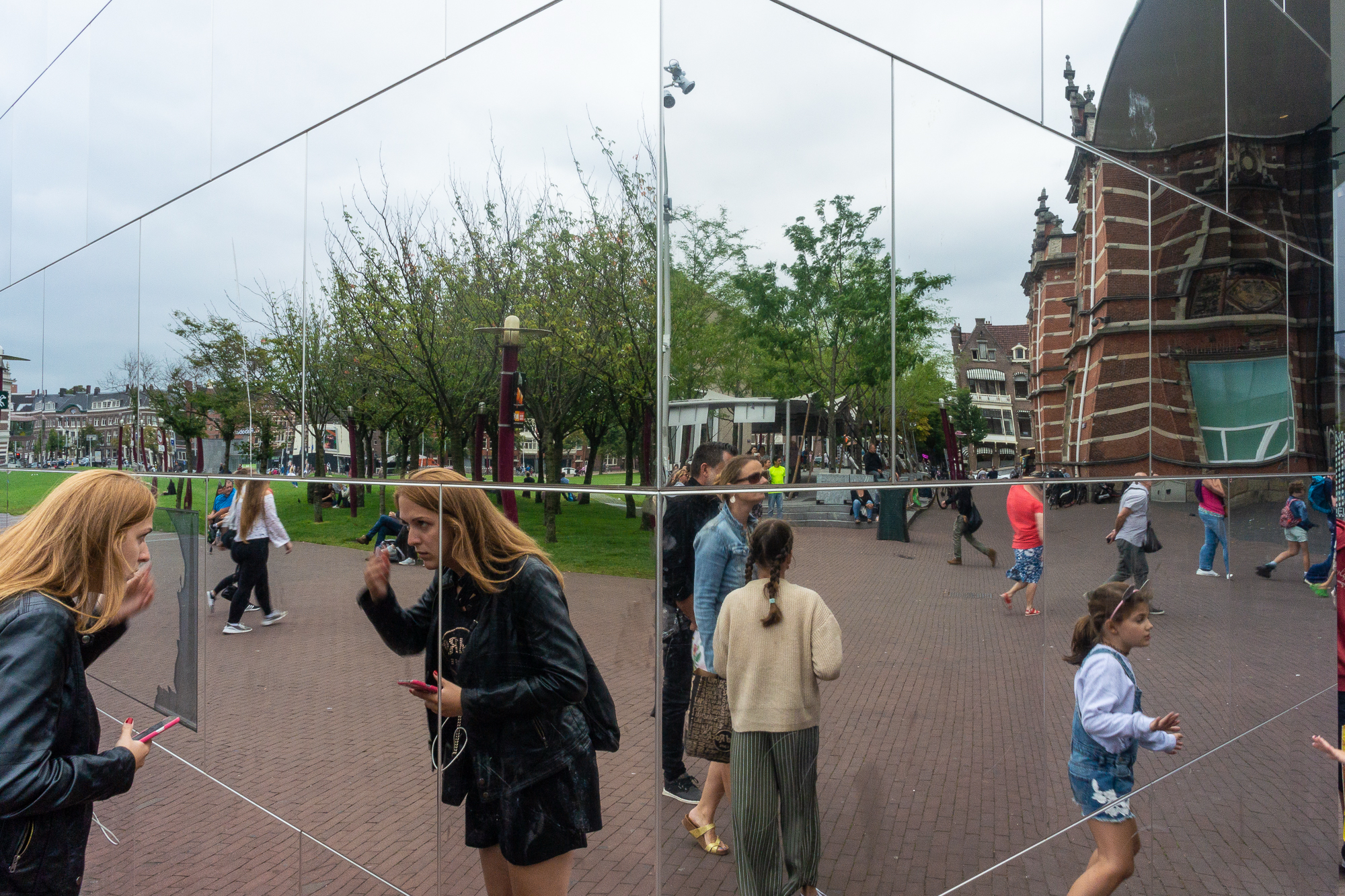 Da questi specchi si possono fare divertenti scatti