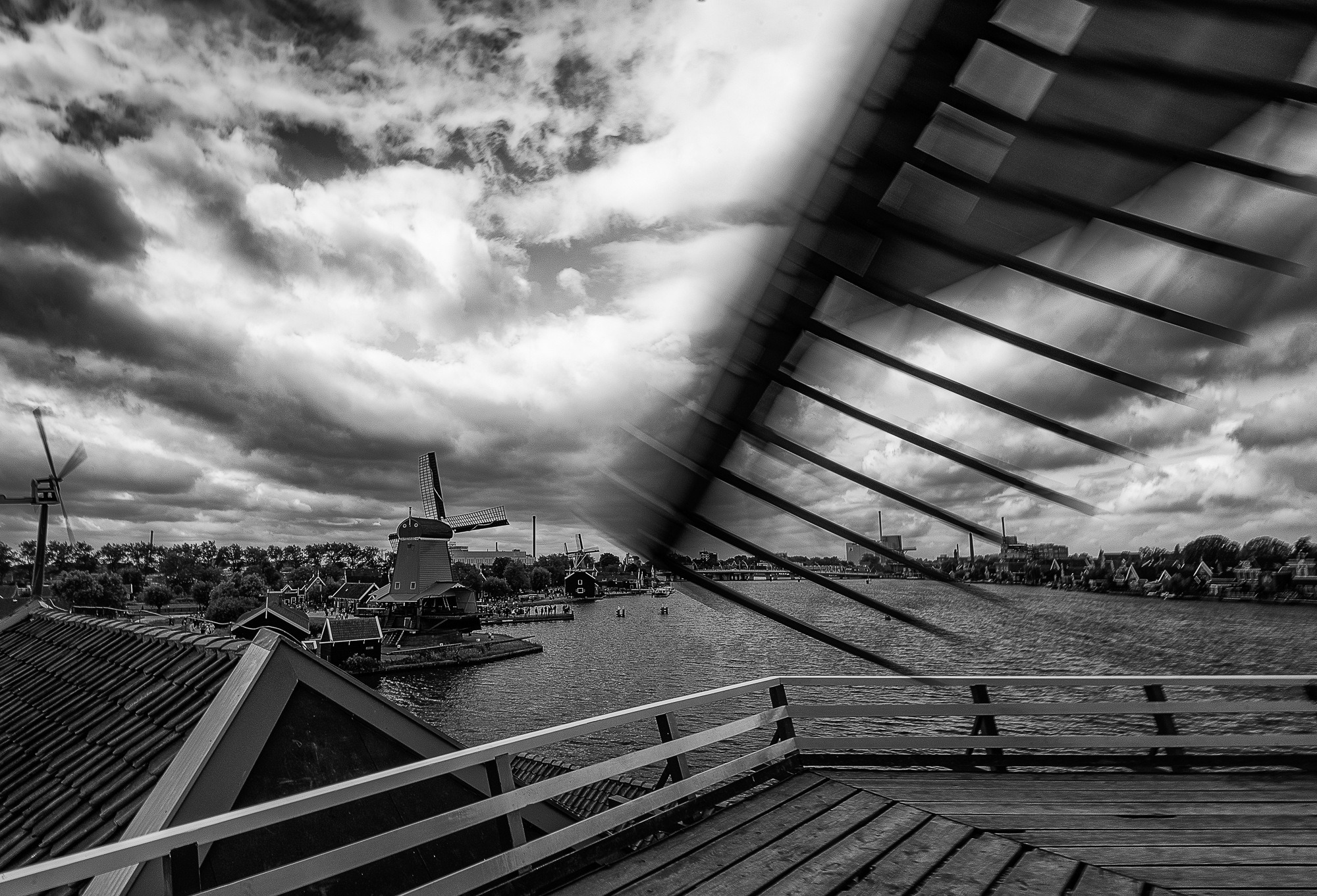 I mulini a Zaanse Schans avevano scopi industriali, come macinare spezie, segare legno e produrre olio.